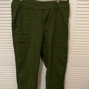 Time and Tru green cargo pants. Worn once, size 14